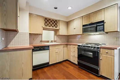 530 E Passaic Ave, Bloomfield, NJ 07003 - Photo 11