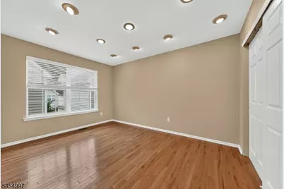 4 Springholm Drive, Berkeley Heights Township, NJ 07922 - Photo 11