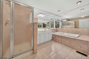 4 Springholm Dr, Berkeley Heights Township, NJ 07922 - Photo 15