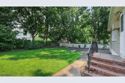 13 Macarthur Ave, Cranford Township, NJ 07016 - Photo 27