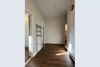 14 W Main St Apt B, Clinton, NJ 08809 - Photo 13