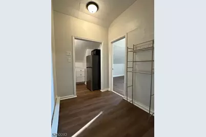14 W Main St Apt B, Clinton, NJ 08809 - Photo 9