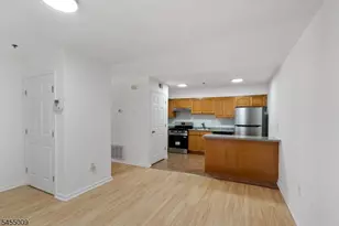 49 Seabury St, Newark, NJ 07104 - Photo 5