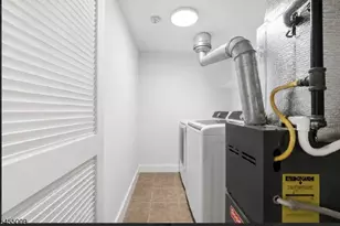49 Seabury St, Newark, NJ 07104 - Photo 11