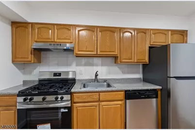 49 Seabury St #1, Newark, NJ 07104 - Photo 3