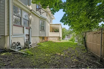 14-16 Scheerer Ave, Newark, NJ 07112 - Photo 21