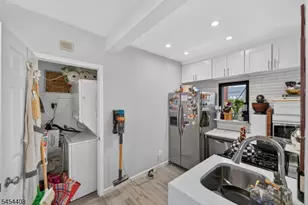 40-46 W 20th St, Bayonne, NJ 07002 - Photo 31
