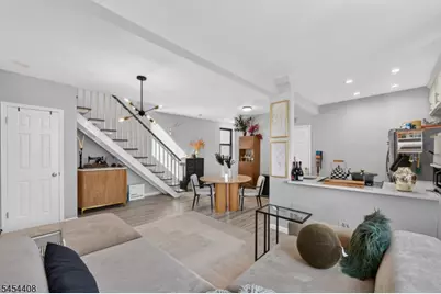 40-46 W 20th St #9, Bayonne, NJ 07002 - Photo 27