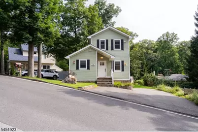 15 Northwestern Way, Hopatcong, NJ 07843 - Photo 3