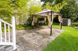 15 Northwestern Way, Hopatcong, NJ 07843 - Photo 5