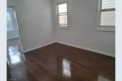 80 Beverly St, Newark, NJ 07108 - Photo 5