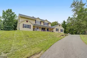 105 Nightingale Rd, Hope Township, NJ 07825 - Photo 3