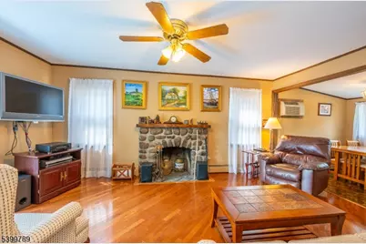 7 Oswego Ave, Parsippany, NJ 07034 - Photo 21