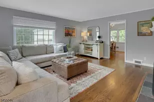 27 Wood Rd, Morris Township, NJ 07960 - Photo 5
