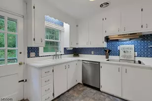 27 Wood Rd, Morris Township, NJ 07960 - Photo 11