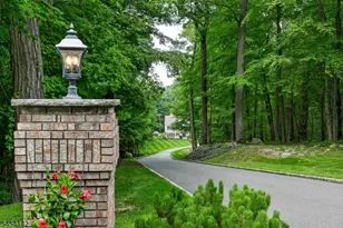 29 Douglas Dr, Sparta Township, NJ 07871 - Photo 3