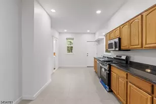 35 N 16th St, East Orange, NJ 07017 - Photo 5