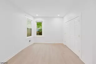 35 N 16th St, East Orange, NJ 07017 - Photo 11