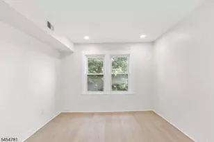 35 N 16th St, East Orange, NJ 07017 - Photo 29