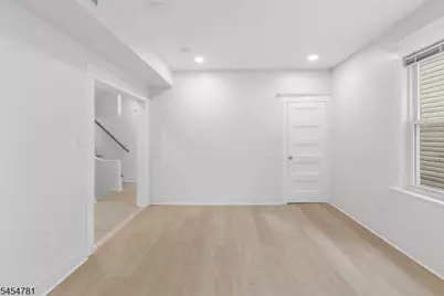 35 N 16th St, East Orange, NJ 07017 - Photo 19