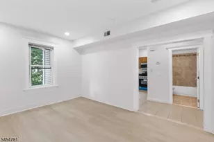 35 N 16th St, East Orange, NJ 07017 - Photo 17
