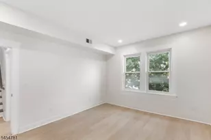35 N 16th St, East Orange, NJ 07017 - Photo 29