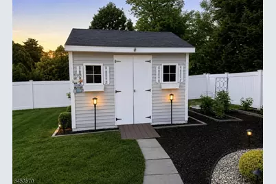 6 Briarheath Ln, Clark Township, NJ 07066 - Photo 11