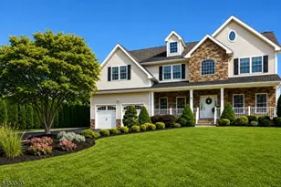 6 Briarheath Ln, Clark Township, NJ 07066 - Photo 1