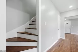 34 N Prospect St, Lopatcong Township, NJ 08865 - Photo 19