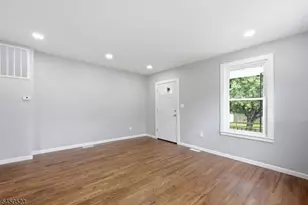 34 N Prospect St, Lopatcong Township, NJ 08865 - Photo 9