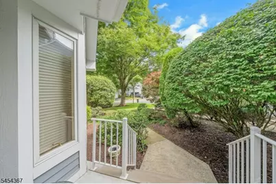 430 Windham Ct, Wyckoff Township, NJ 07481 - Photo 7