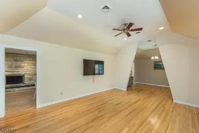 78 Sun Valley Way, Morris Plains, NJ 07950 - Photo 11