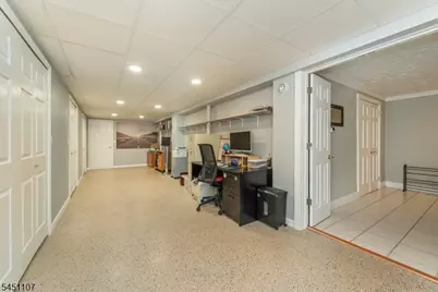 78 Sun Valley Way, Morris Plains, NJ 07950 - Photo 21