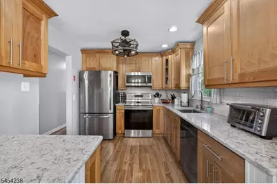 14 Bettino Dr, Ogdensburg, NJ 07439 - Photo 3