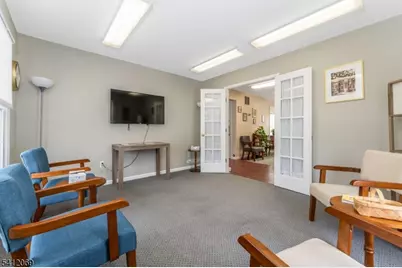 81 Park Ave, Flemington, NJ 08822 - Photo 21