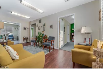 81 Park Ave, Flemington, NJ 08822 - Photo 7