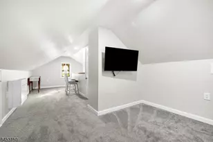 200 River Rd, Long Hill Township, NJ 07946 - Photo 23