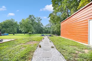 200 River Rd, Long Hill Township, NJ 07946 - Photo 29