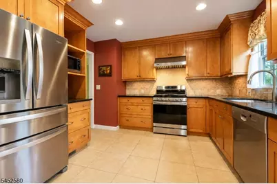 275 Saint Cloud Ave, West Orange Township, NJ 07052 - Photo 7
