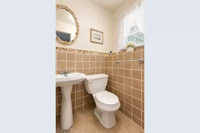 275 Saint Cloud Ave, West Orange Township, NJ 07052 - Photo 23