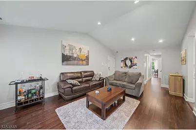 3 Juniper Ct #125, Clifton, NJ 07014 - Photo 3