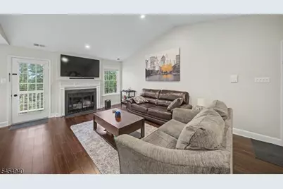3 Juniper Ct #125, Clifton, NJ 07014 - Photo 1
