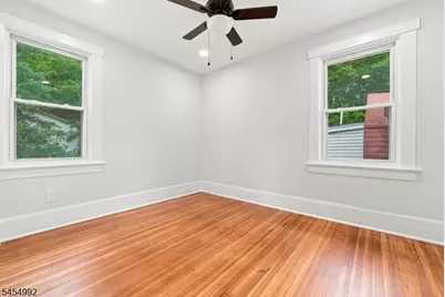 36 Whitfield St, Caldwell, NJ 07006 - Photo 9