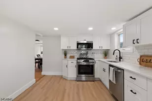180 Cutter Ave, Woodbridge Township, NJ 08863 - Photo 13