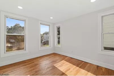 180 Cutter Ave, Woodbridge Township, NJ 08863 - Photo 19