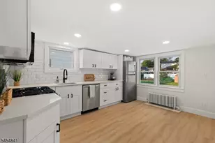 180 Cutter Ave, Woodbridge Township, NJ 08863 - Photo 11