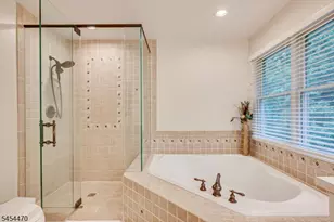 2 Jupiter Hills Ct, Montgomery Township, NJ 08558 - Photo 19