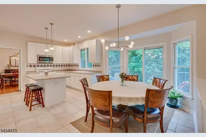 2 Jupiter Hills Ct, Montgomery Township, NJ 08558 - Photo 9