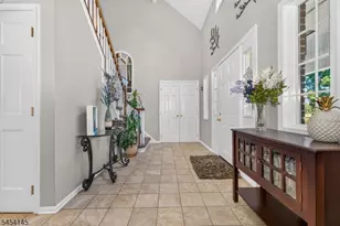 17 Boehm Dr, Clinton Township, NJ 08833 - Photo 5