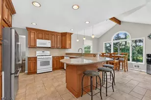 17 Boehm Dr, Clinton Township, NJ 08833 - Photo 7